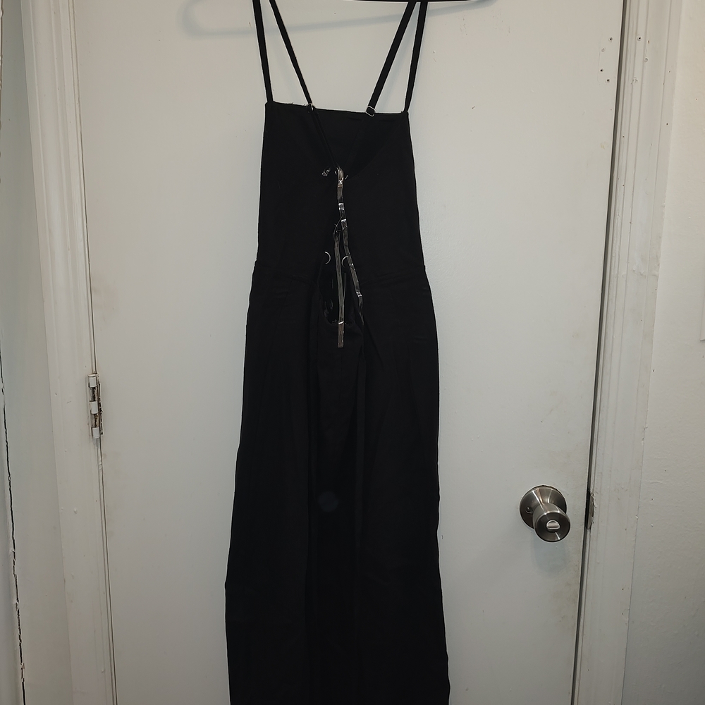 2 Wildflowers Black And White Backless Dress Bundle